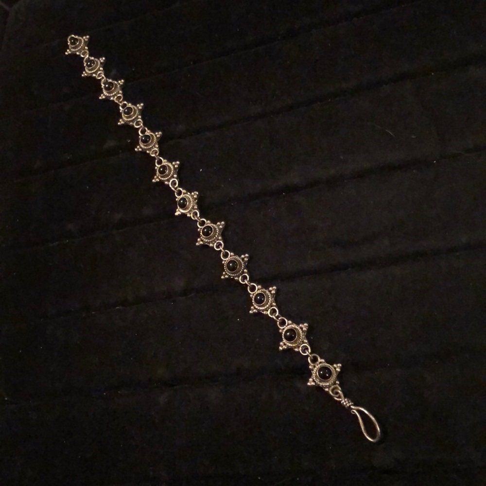 Sterling Silver/Onyx Star Bracelet 7.75”